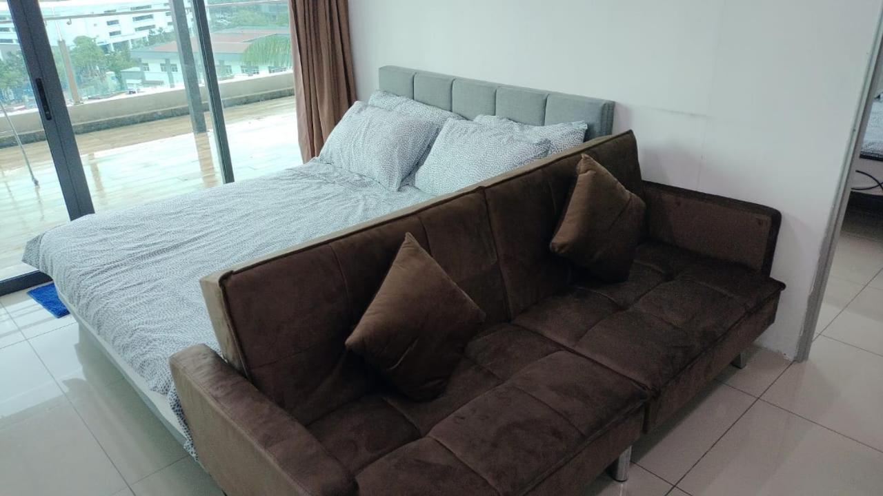 Vista Alam Serviced Apartment Near Idcc Sacc Pkns Uitm Msu Avisena Shah Alam Esterno foto