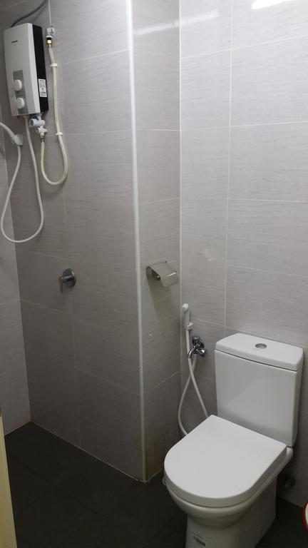 Vista Alam Serviced Apartment Near Idcc Sacc Pkns Uitm Msu Avisena Shah Alam Esterno foto